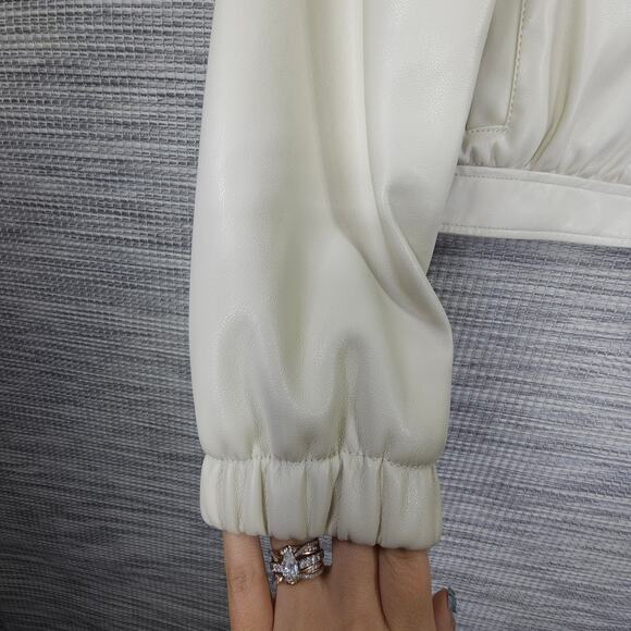 Bagatelle Collection Jacket Womens Medium Cream Feminine Faux Leather Bomber - Picture 12 of 13